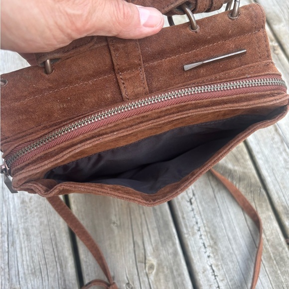 Matt & Nat Vegan Suede Vintage Collection Cross Body Bag - Picture 6 of 8